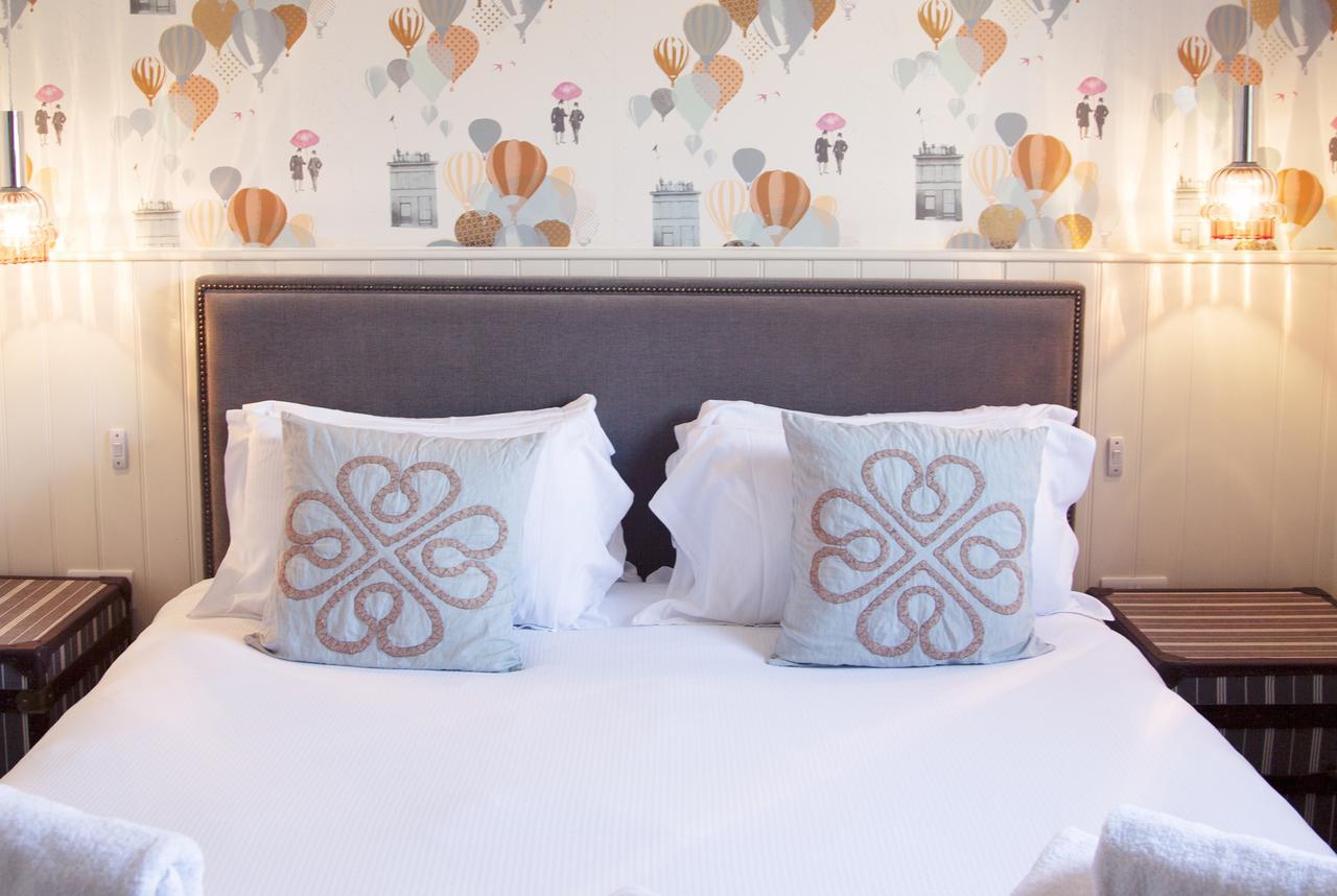 The White Hart Hotel Somerton  Ngoại thất bức ảnh