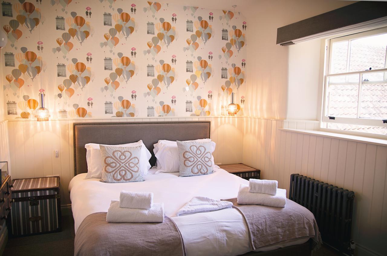 The White Hart Hotel Somerton  Ngoại thất bức ảnh
